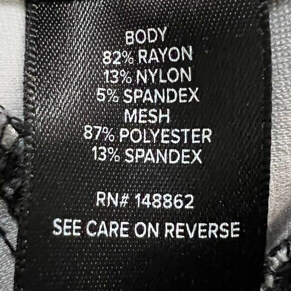 Torrid Lip Print Pixie Pant - Picture 10 of 13